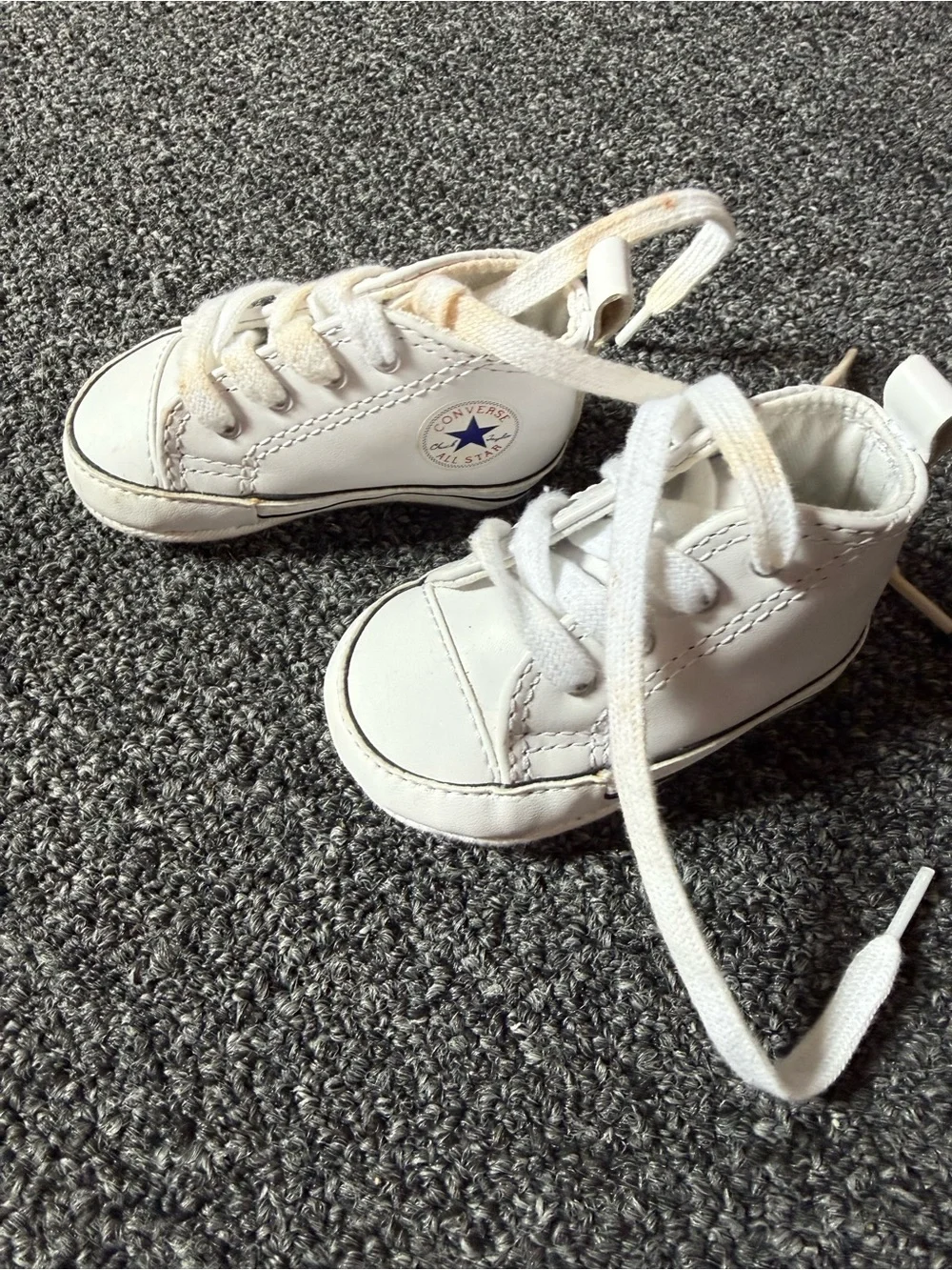 Converse Kids White High-Top Sneaker size 1